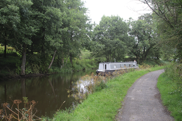 Cruise Guide: Leeds & Liverpool Canal Part 2 – The Yorkshire side