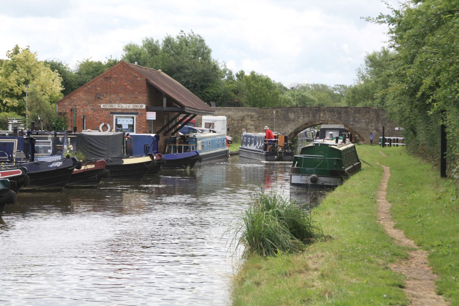 Cruise guide to the South Oxford Canal - Canal Boat