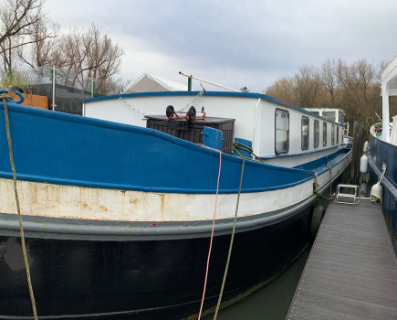 Christmas crackdown continues on unregistered Thames boats