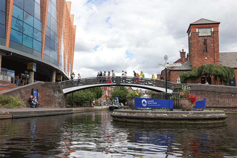 Mooring trial to begin on Birmingham City Centre canals - Canal Boat