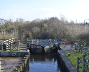 Canal charity carries out Ribble Link repairs
